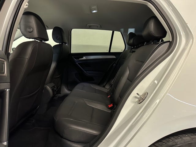 2015 VOLKSWAGEN GOLF - 16