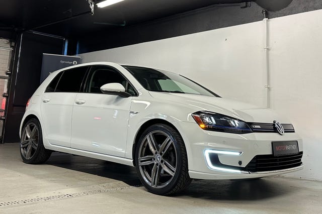 2015 VOLKSWAGEN GOLF - 10