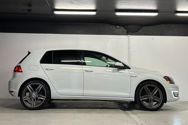 2015 VOLKSWAGEN GOLF - 9