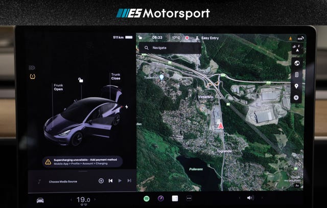 2022 TESLA MODEL 3 - 21