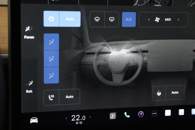 2022 TESLA MODEL 3 - 23
