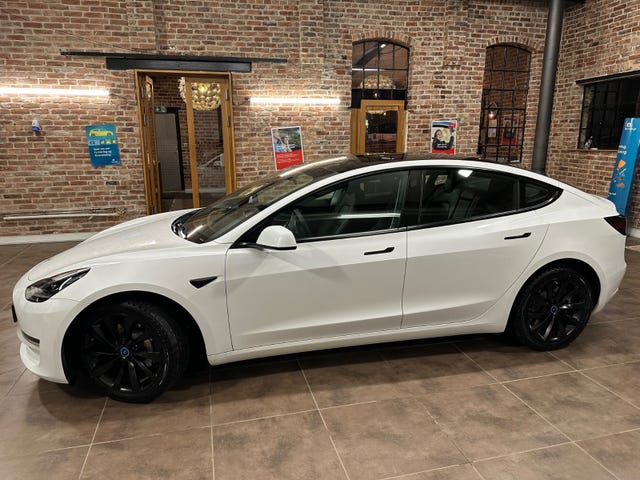 2022 TESLA MODEL 3 - 7