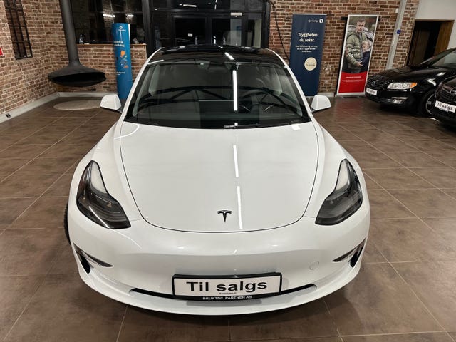 LRW3E7EK5NC511353 2022 TESLA MODEL 3-2