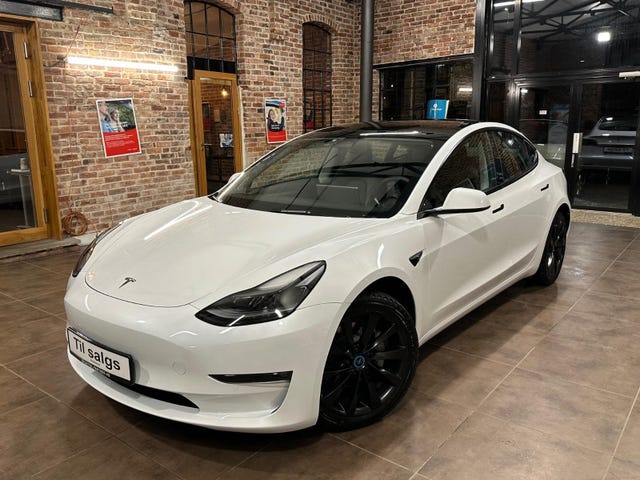 LRW3E7EK5NC511353 2022 TESLA MODEL 3-0