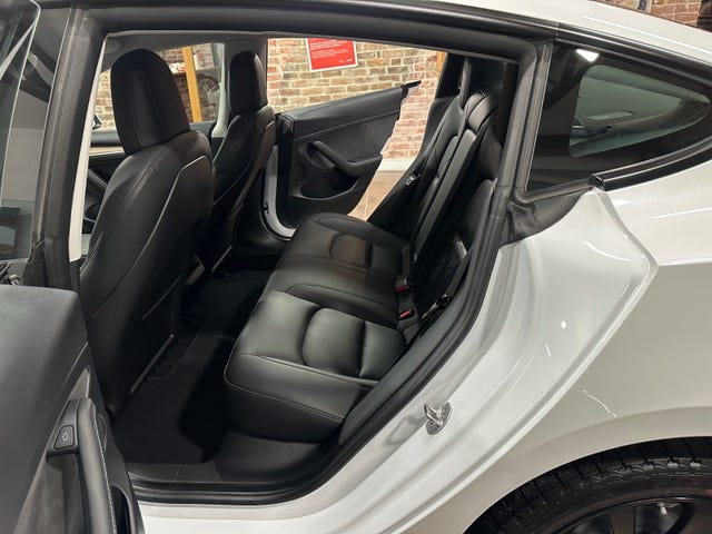 2022 TESLA MODEL 3 - 26