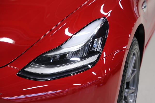 2019 TESLA MODEL 3 - 8