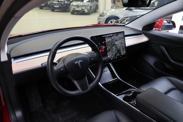 2019 TESLA MODEL 3 - 17