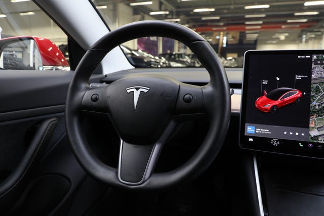 2019 TESLA MODEL 3 - 13