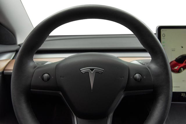 2022 TESLA MODEL 3 - 12