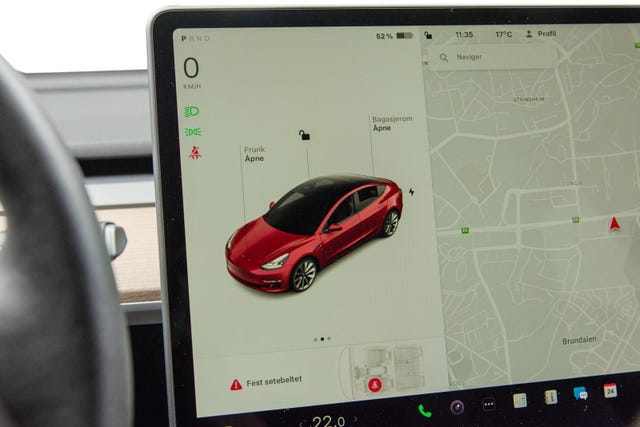 2022 TESLA MODEL 3 - 15