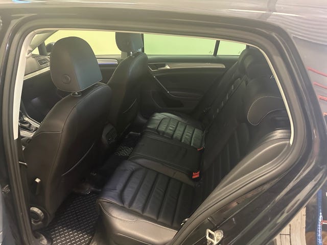 2015 VOLKSWAGEN GOLF - 20