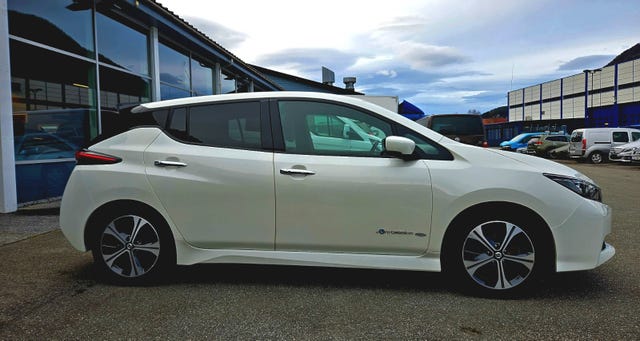 SJNFAAZE1U0031683 2019 NISSAN LEAF-3