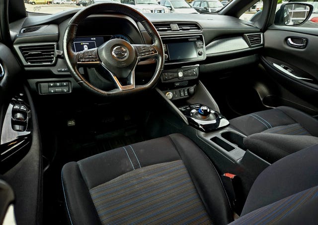 2019 NISSAN LEAF - 13