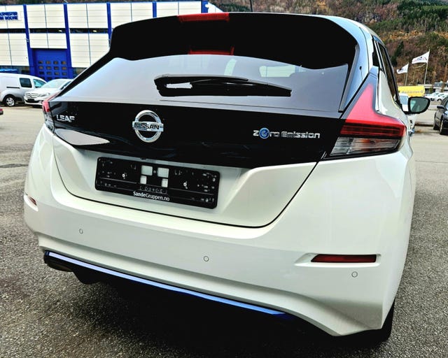 2019 NISSAN LEAF - 10