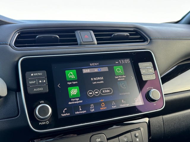 2021 NISSAN LEAF - 18