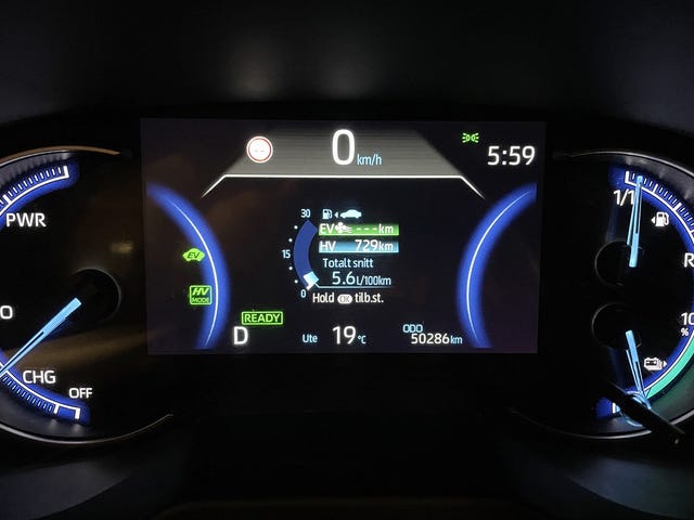 2021 TOYOTA RAV4 - 11