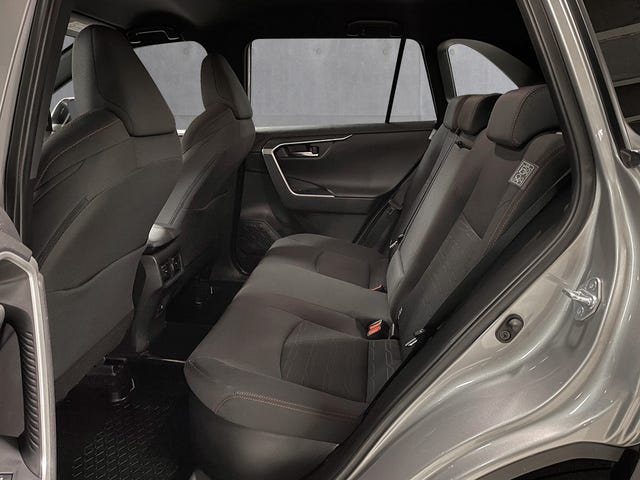 2021 TOYOTA RAV4 - 19