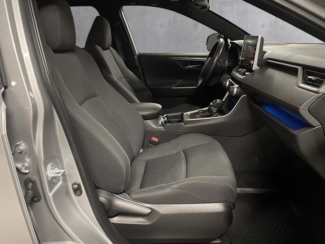 2021 TOYOTA RAV4 - 18