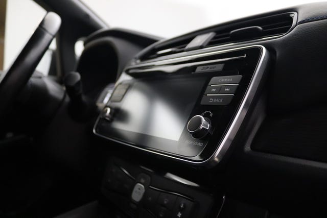 2019 NISSAN LEAF - 22
