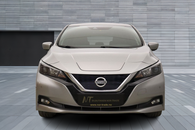 2019 NISSAN LEAF - 9
