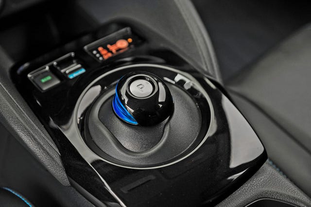 2021 NISSAN LEAF - 20