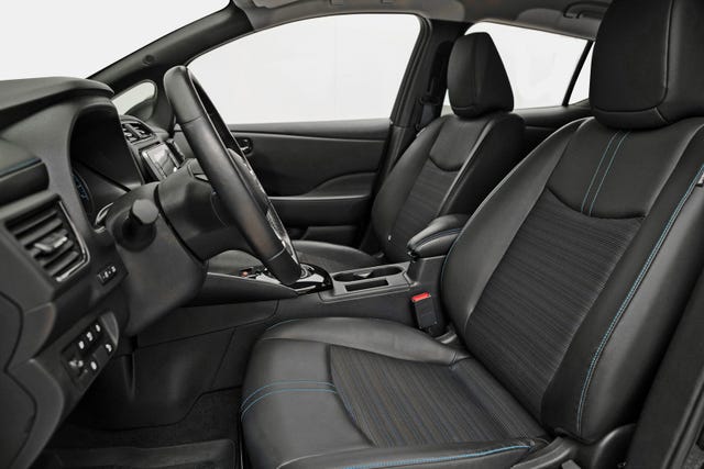 2021 NISSAN LEAF - 8