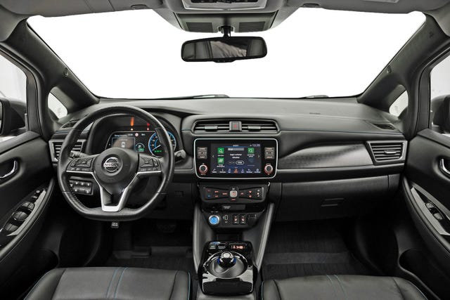 2021 NISSAN LEAF - 12