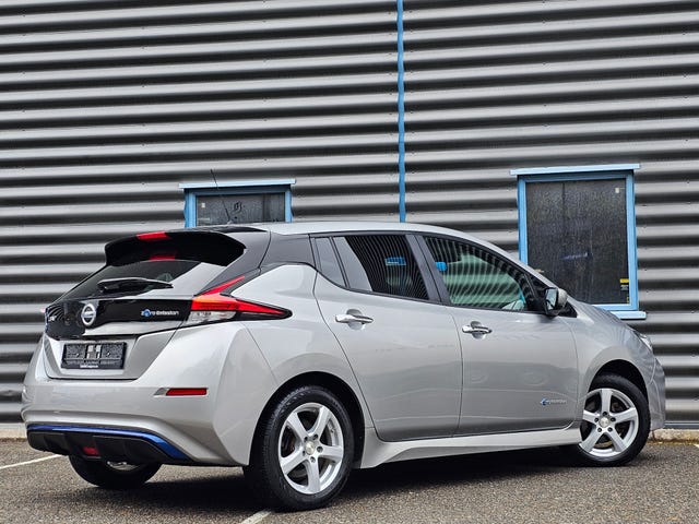 2019 NISSAN LEAF - 12