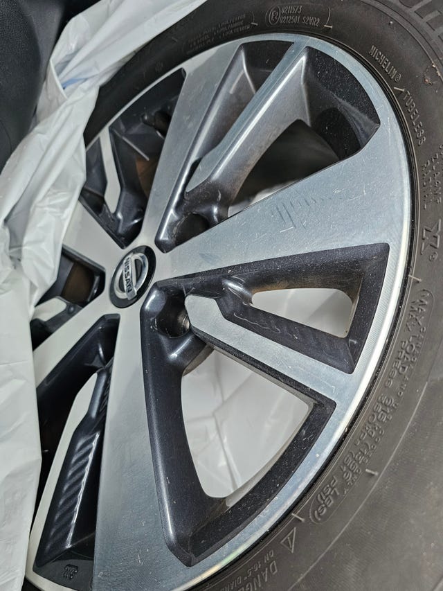 2019 NISSAN LEAF - 18