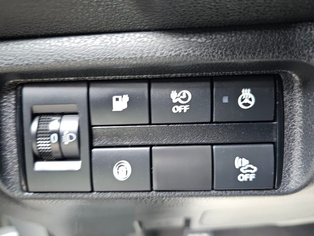 2019 NISSAN LEAF - 22