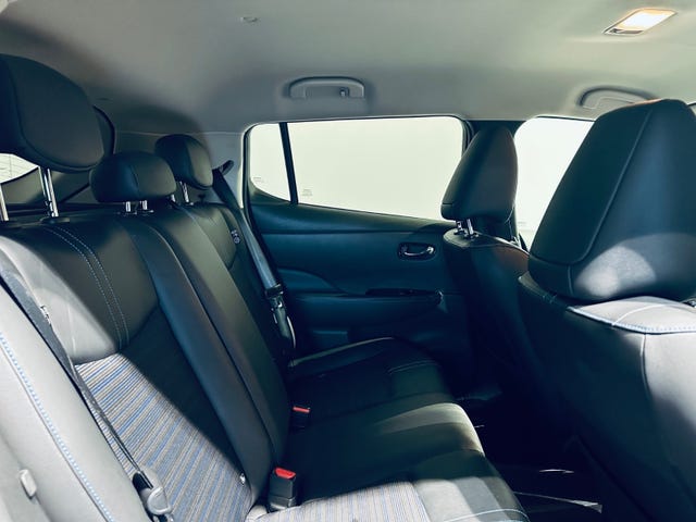 2019 NISSAN LEAF - 14