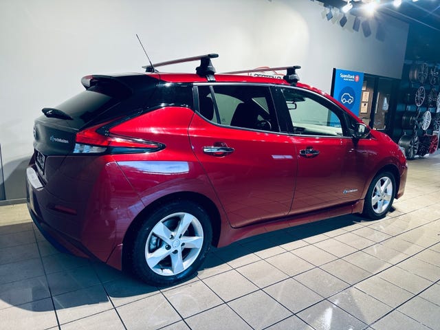 2019 NISSAN LEAF - 9