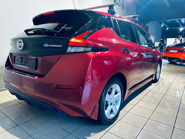 2019 NISSAN LEAF - 10