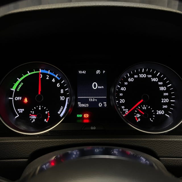2015 VOLKSWAGEN GOLF - 29