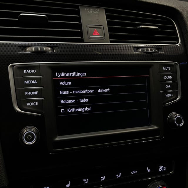 2015 VOLKSWAGEN GOLF - 38