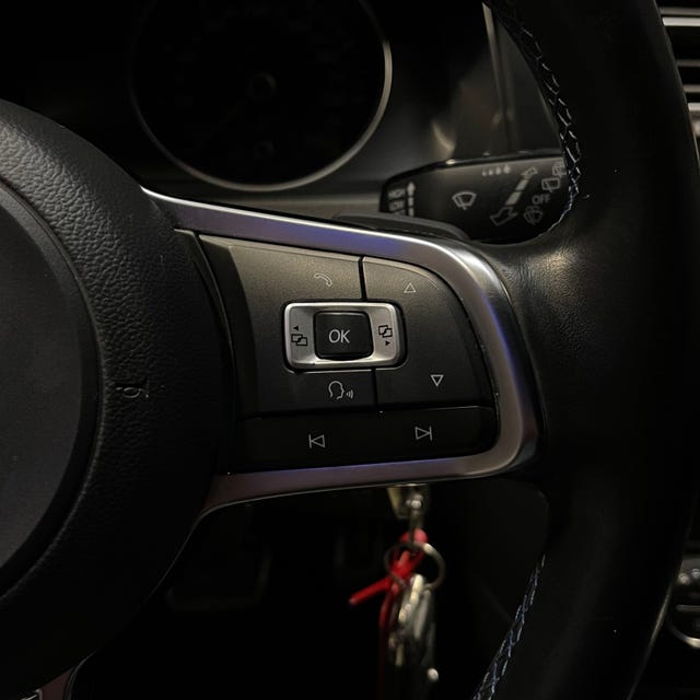 2015 VOLKSWAGEN GOLF - 30