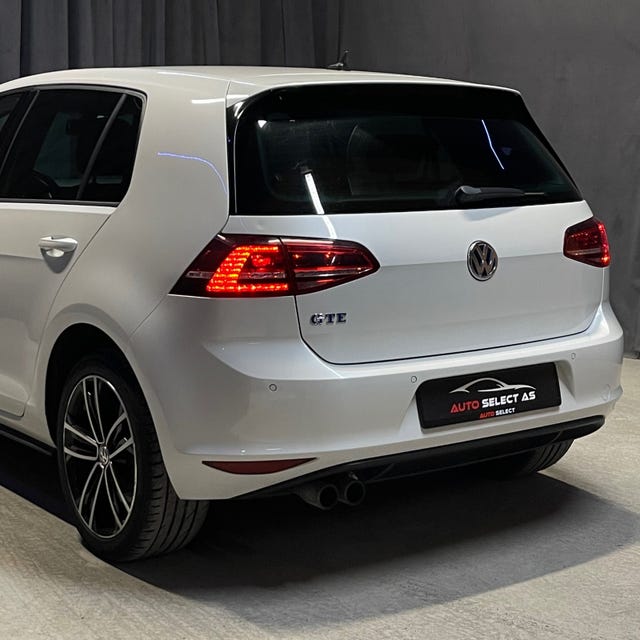 2015 VOLKSWAGEN GOLF - 13