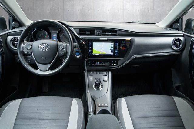 2016 TOYOTA AURIS - 9