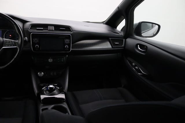 2019 NISSAN LEAF - 21