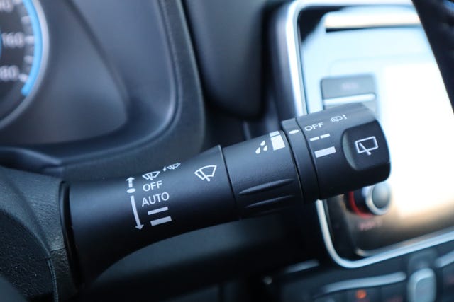 2019 NISSAN LEAF - 11