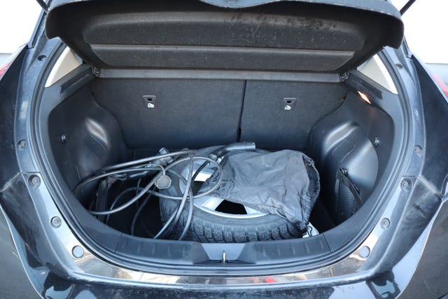 2019 NISSAN LEAF - 27