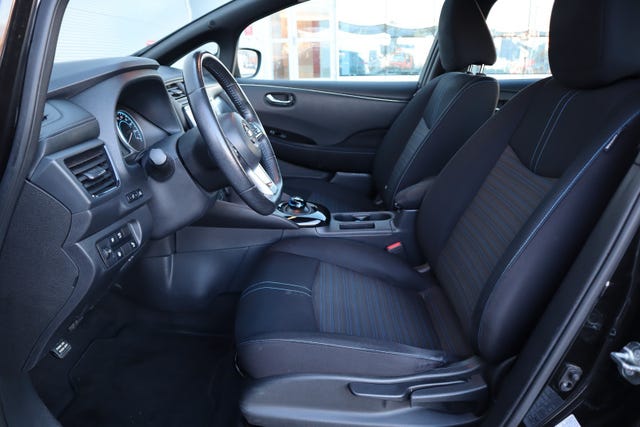 SJNFAAZE1U0037483 2019 NISSAN LEAF-5