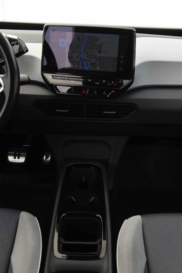 2021 VOLKSWAGEN ID.3 - 21