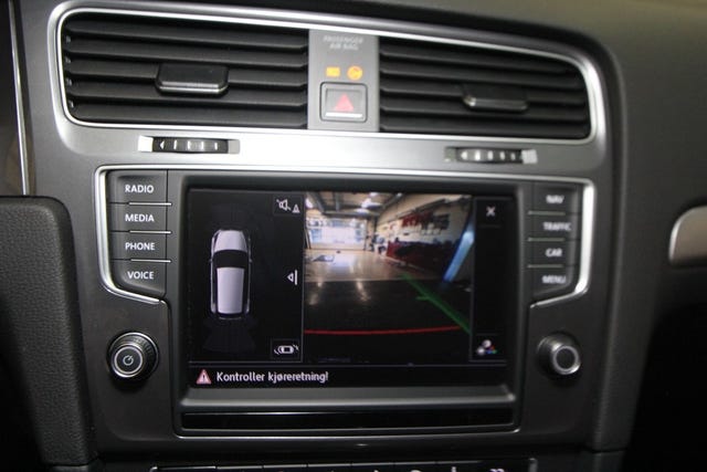2015 VOLKSWAGEN GOLF - 25
