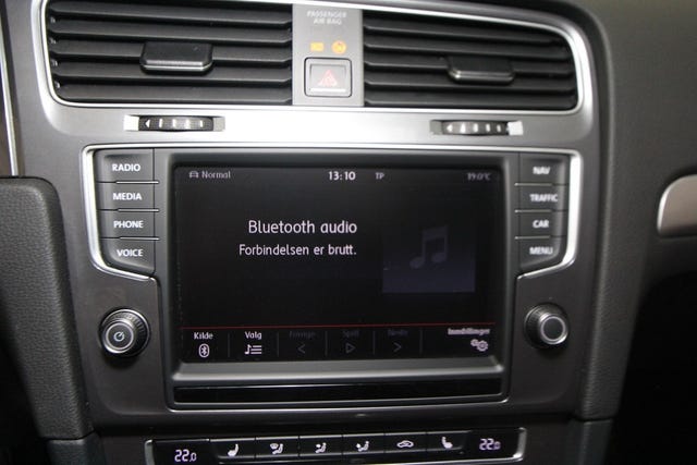 2015 VOLKSWAGEN GOLF - 24