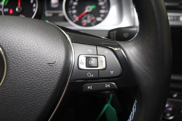 2015 VOLKSWAGEN GOLF - 20