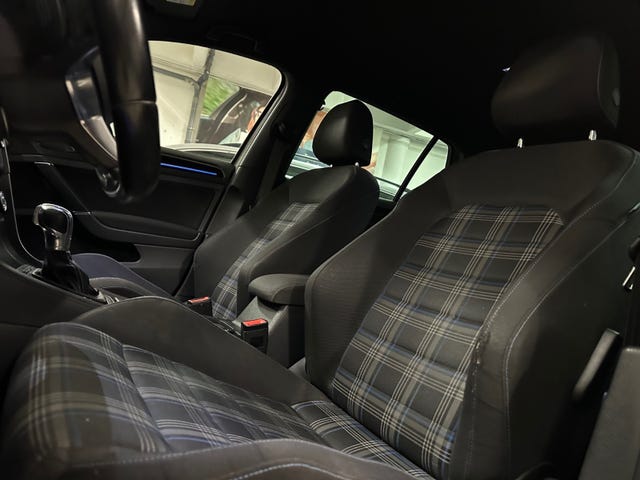 2015 VOLKSWAGEN GOLF - 15