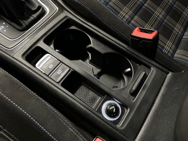 2015 VOLKSWAGEN GOLF - 35