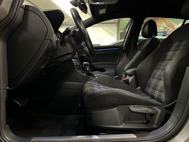 2015 VOLKSWAGEN GOLF - 14