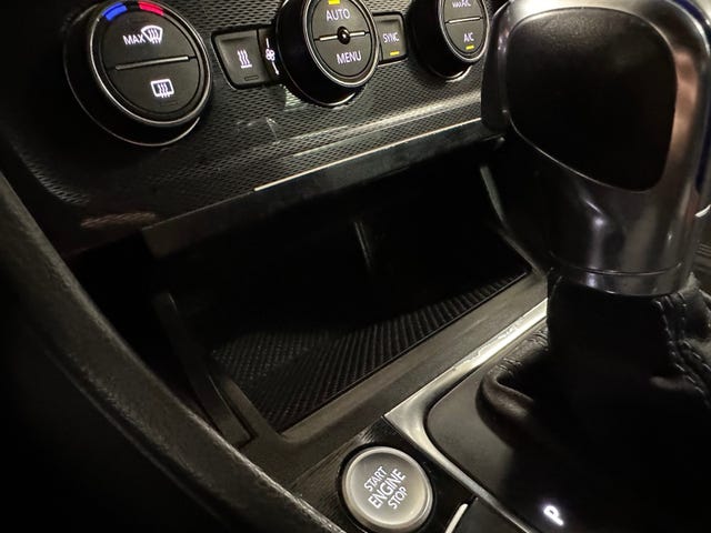 2015 VOLKSWAGEN GOLF - 33